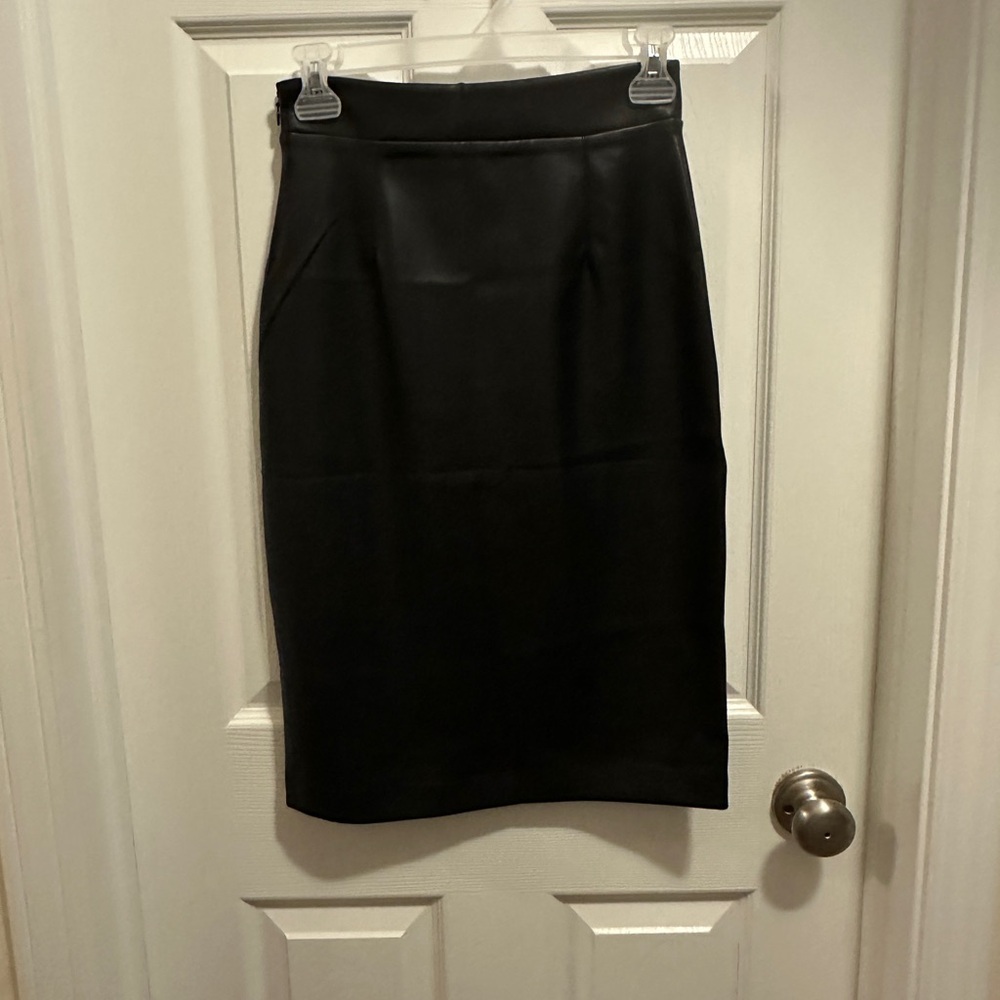 Susana Monaco XS Faux Leather Black Pencil Skirt NWT - Picture 3 of 9